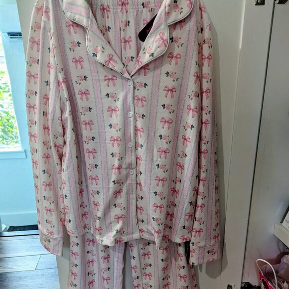 ROMWE Other - Coquette Pajamas